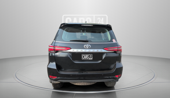 2021 Toyota Fortuner 4X2 MT 2.8 DIESEL, Diesel, Manual, 28,412 km, Back/Rear