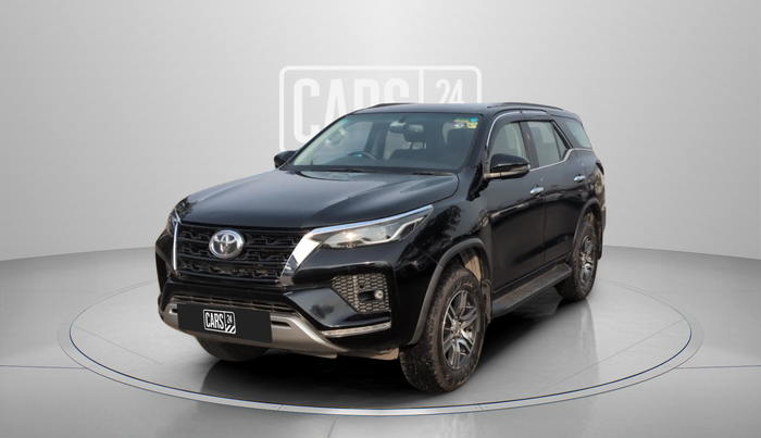 2021 Toyota Fortuner 4X2 MT 2.8 DIESEL, Diesel, Manual, 28,412 km, Left Front Diagonal