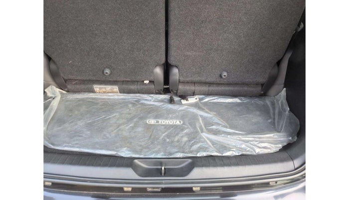 2021 Toyota Fortuner 4X2 MT 2.8 DIESEL, Diesel, Manual, 28,412 km, Boot Inside