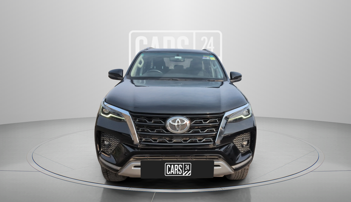 2021 Toyota Fortuner 4X2 MT 2.8 DIESEL, Diesel, Manual, 28,412 km, Front