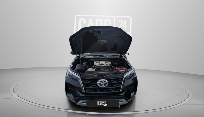 2021 Toyota Fortuner 4X2 MT 2.8 DIESEL, Diesel, Manual, 28,412 km, Open Bonet