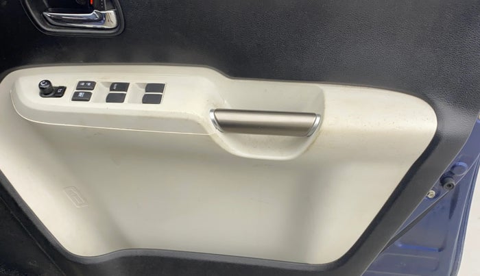 2019 Maruti IGNIS ZETA 1.2 AMT, Petrol, Automatic, 70,991 km, Driver Side Door Panels Control