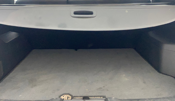 2020 MG HECTOR SHARP HYBRID 1.5 PETROL, Petrol, Manual, 38,345 km, Boot Inside