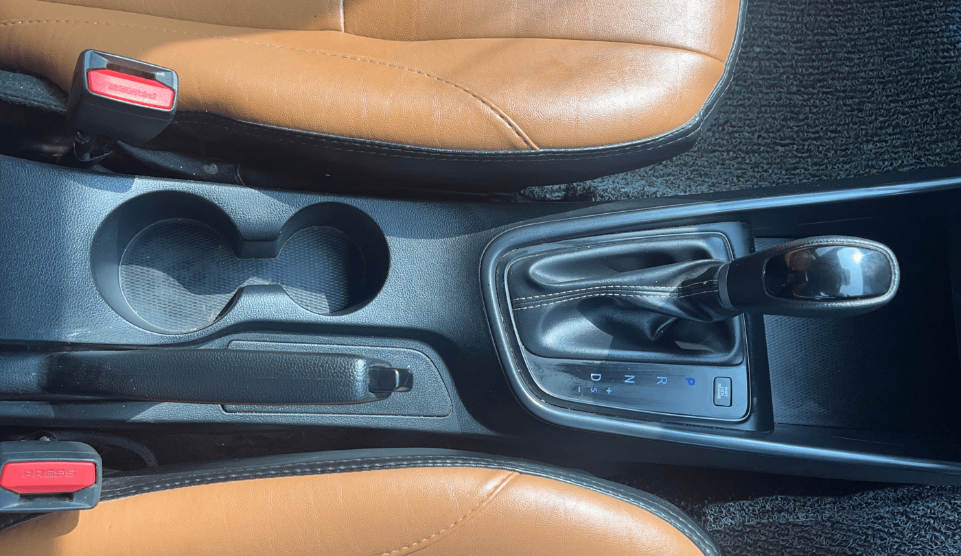 2023 Hyundai NEW I20 Sportz 1.2 IVT, Petrol, Automatic, 44,303 km, Gear Lever