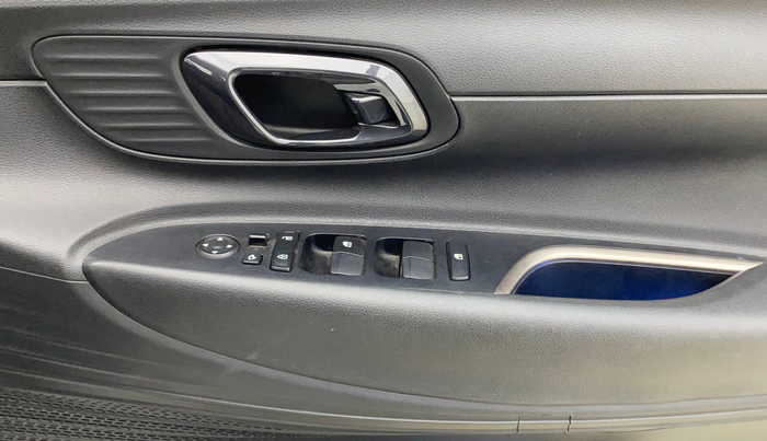 2021 Hyundai NEW I20 ASTA (O) 1.0 TURBO GDI DCT, Petrol, Automatic, 27,728 km, Driver Side Door Panels Control