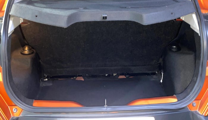 2022 Tata PUNCH ADVENTURE MT, Petrol, Manual, 15,155 km, Boot Inside