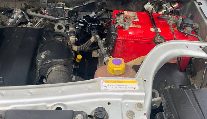 2017 Mahindra TUV300 T10, Diesel, Manual, 1,16,846 km, Engine View - Left