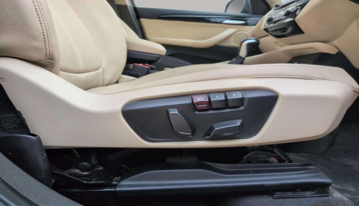 2016 BMW X1 SDRIVE 20D, Diesel, Automatic, 52,001 km, Driver Side Adjustment Panel