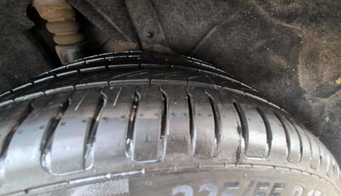 2016 BMW X1 SDRIVE 20D, Diesel, Automatic, 52,001 km, Left Rear Tyre Tread