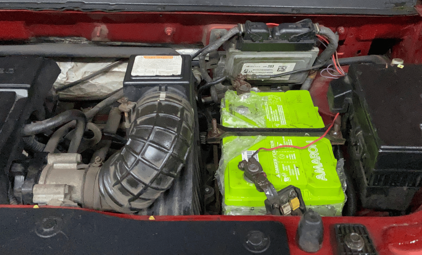 2016 Mahindra Kuv100 K4 6 STR, Petrol, Manual, 57,203 km, Engine View - Left