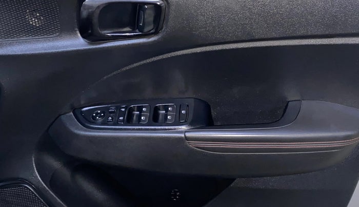 2022 Hyundai VENUE N LINE N8 1.0 TURBO DCT, Petrol, Automatic, 20,909 km, Driver Side Door Panels Control