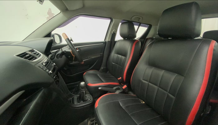2017 Maruti Swift VXI, Petrol, Manual, 35,343 km, Right Side Front Door Cabin