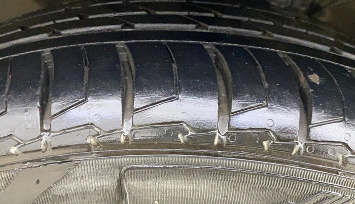 2017 Hyundai i20 Active 1.2 S, Petrol, Manual, 76,199 km, Left Front Tyre Tread