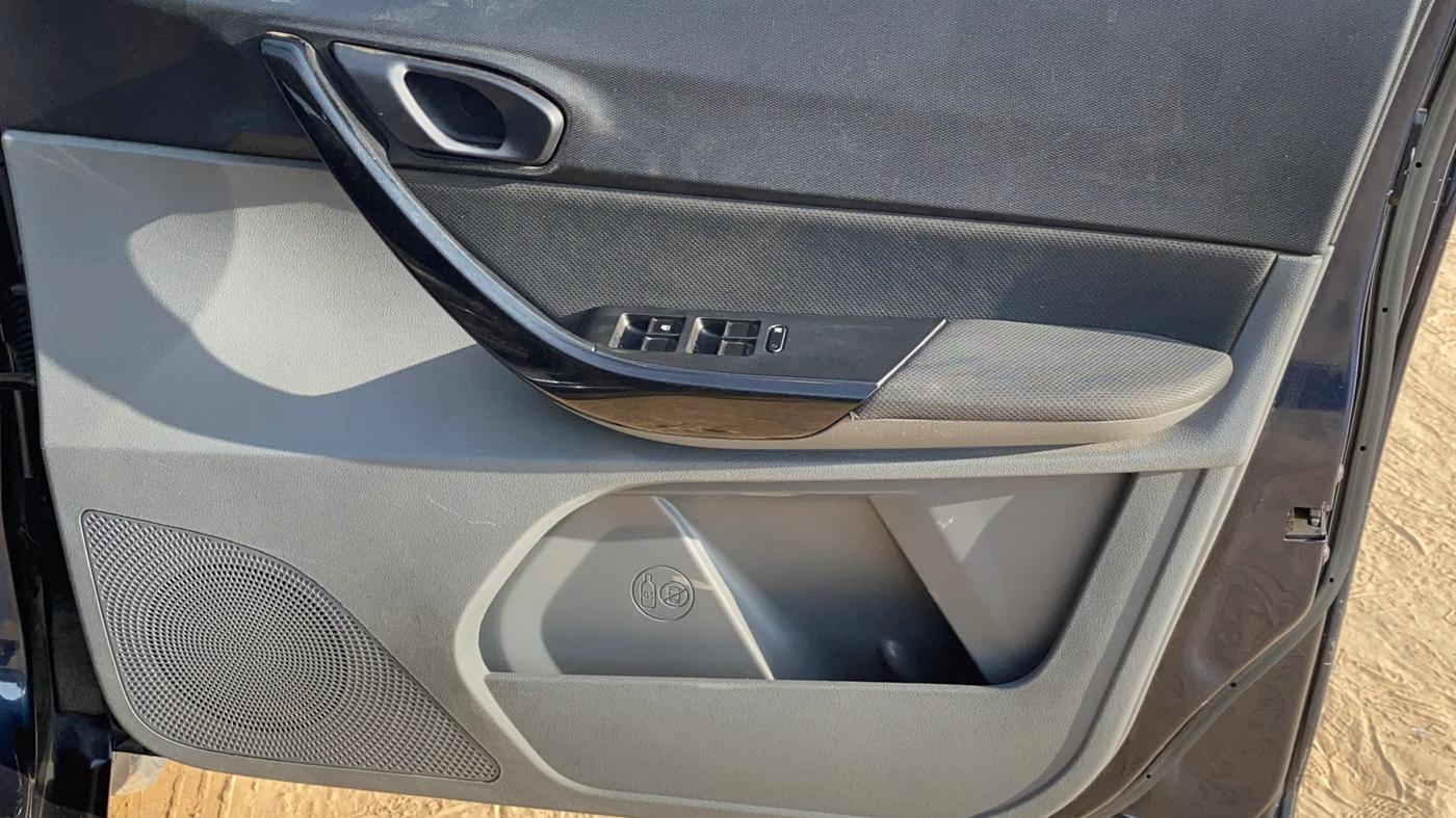 2019 Tata TIGOR XZ PETROL, CNG, Manual, 72,263 km, Driver Side Door Panels Control