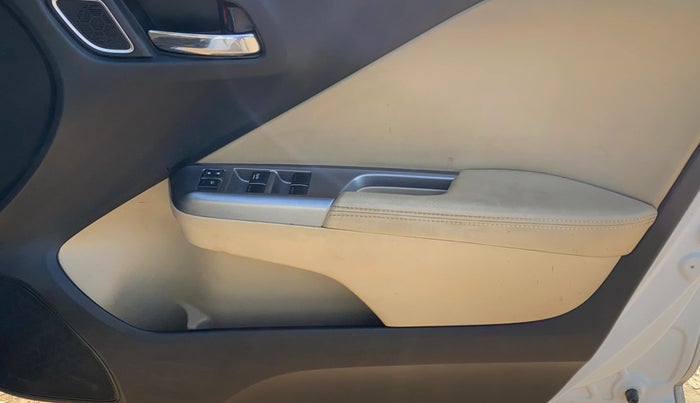 2017 Honda City 1.5L I-VTEC ZX CVT, Petrol, Automatic, 70,252 km, Driver Side Door Panels Control