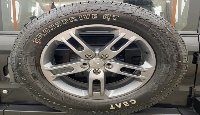 2024 Mahindra Thar LX HT PETROL 4WD MT, Petrol, Manual, 14,249 km, Spare Tyre