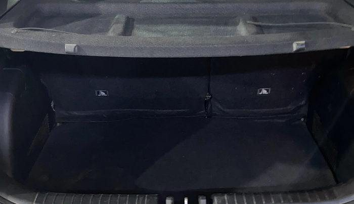 2023 Hyundai VENUE SX 1.2 PETROL, Petrol, Manual, 24,199 km, Boot Inside