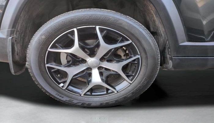 2022 Jeep MERIDIAN LIMITED (O) 4X2 AT, Diesel, Automatic, 39,739 km, Right Rear Wheel