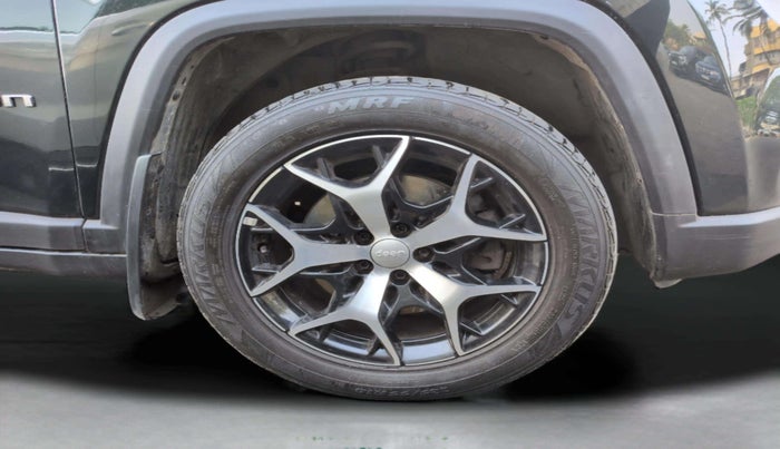 2022 Jeep MERIDIAN LIMITED (O) 4X2 AT, Diesel, Automatic, 39,739 km, Right Front Wheel