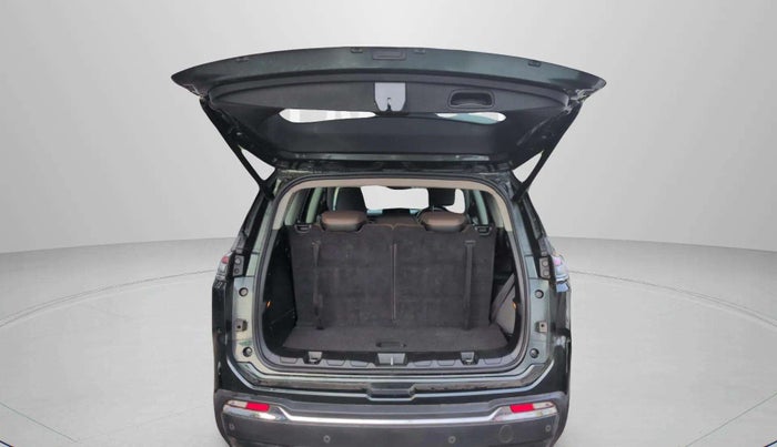 2022 Jeep MERIDIAN LIMITED (O) 4X2 AT, Diesel, Automatic, 39,739 km, Boot Door Open