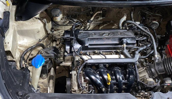 2016 Hyundai i20 Active 1.2 S, Petrol, Manual, 1,13,687 km, Engine View - Right