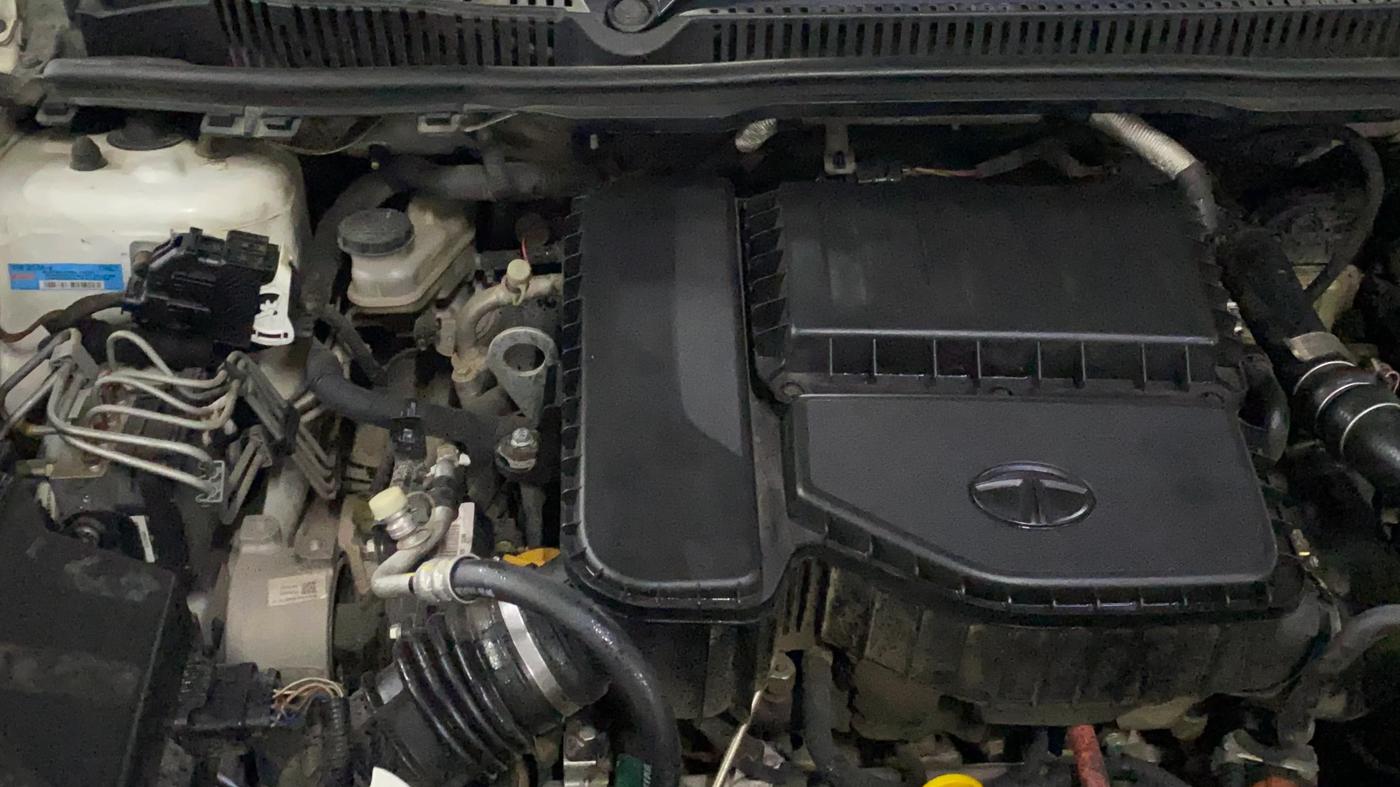 2022 Tata NEXON XM DIESEL, Diesel, Manual, 92,367 km, Engine View - Right