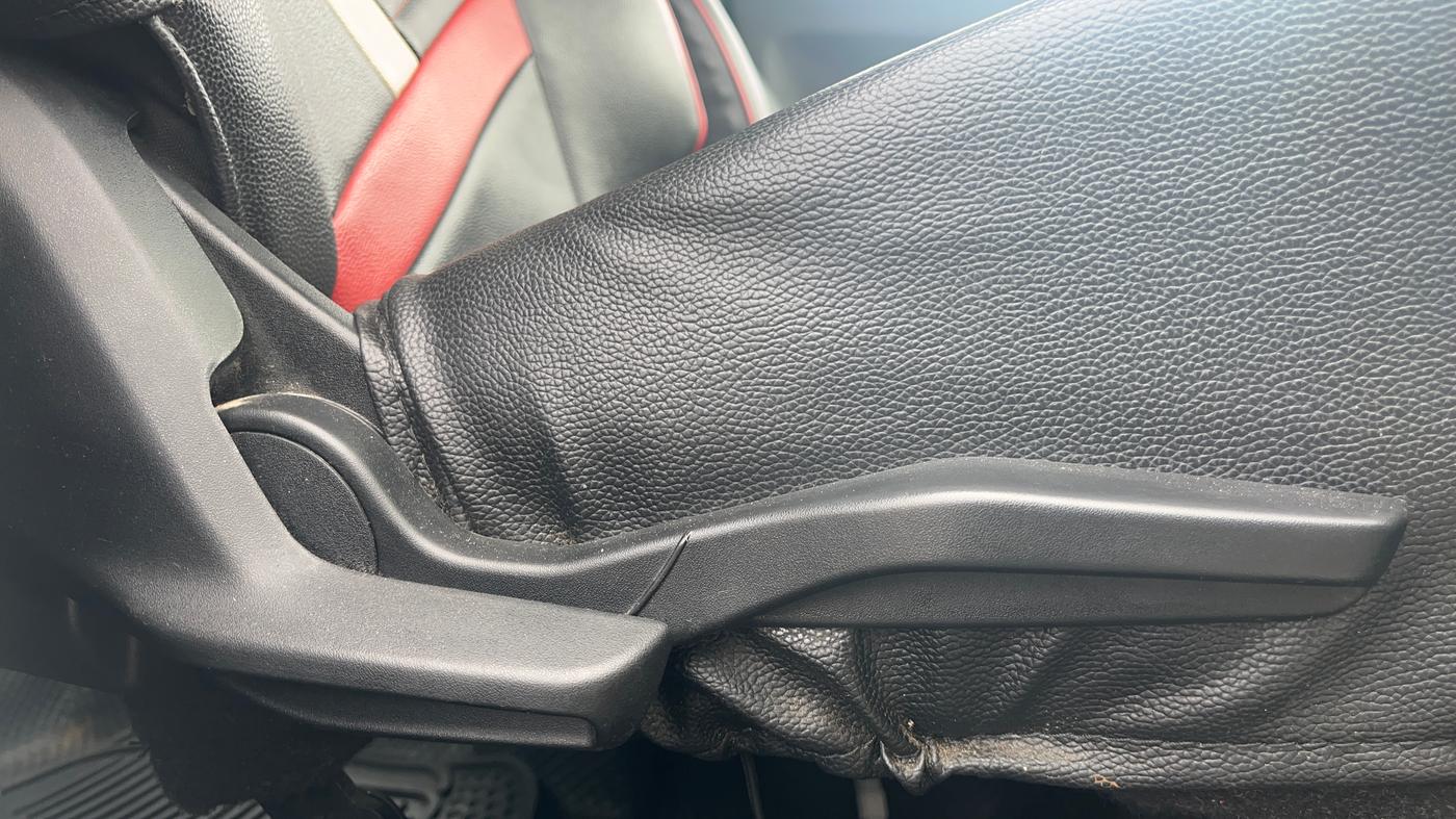 2018 Maruti IGNIS ALPHA 1.2 AMT, Petrol, Automatic, 90,415 km, Driver Side Adjustment Panel