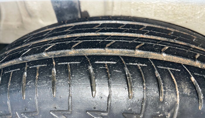 2018 Maruti IGNIS ALPHA 1.2 AMT, Petrol, Automatic, 90,415 km, Left Rear Tyre Tread