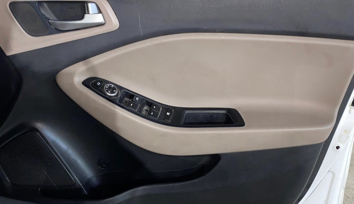 2014 Hyundai Elite i20 SPORTZ 1.2, Petrol, Manual, 77,039 km, Driver Side Door Panels Control