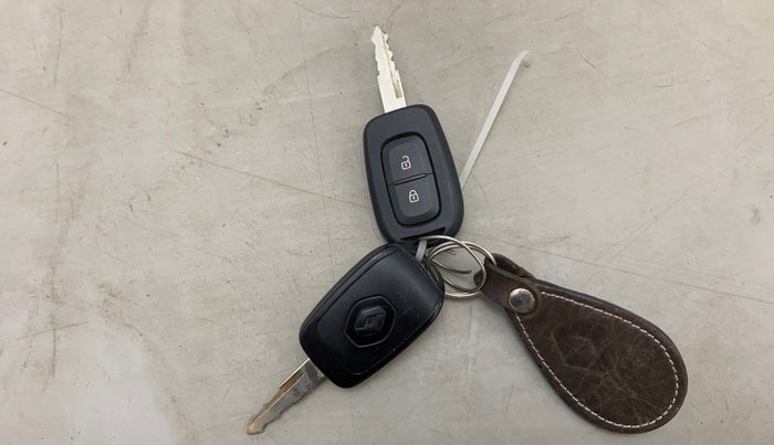2016 Renault Kwid RXT 0.8, Petrol, Manual, 74,934 km, Key Close Up