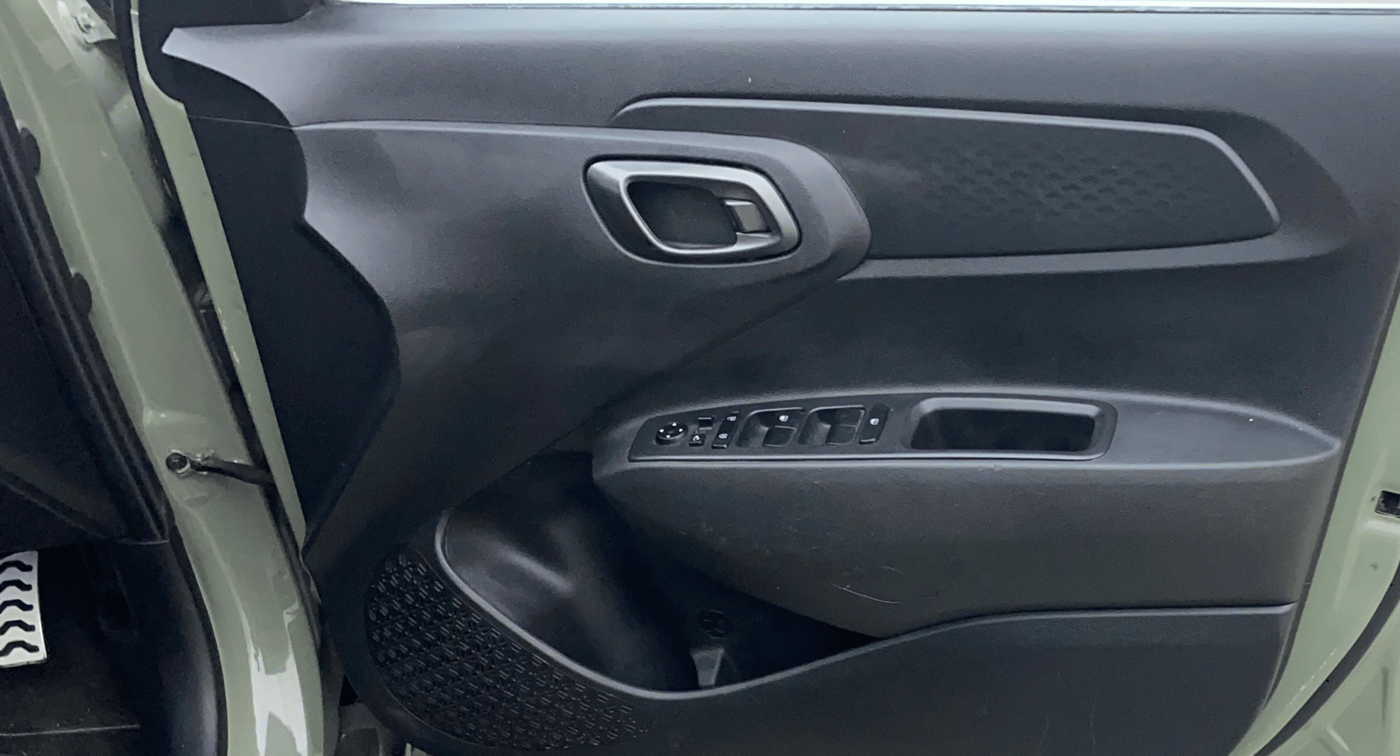 2023 Hyundai EXTER SX(O) CONNECT 1.2 AMT, Petrol, Automatic, 36,887 km, Driver Side Door Panels Control