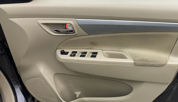 2017 Maruti Ertiga ZXI+, Petrol, Manual, 56,771 km, Driver Side Door Panels Control