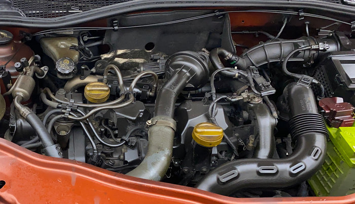 2018 Renault Duster 85 PS RXS MT DIESEL, Diesel, Manual, 1,09,227 km, Engine View - Right