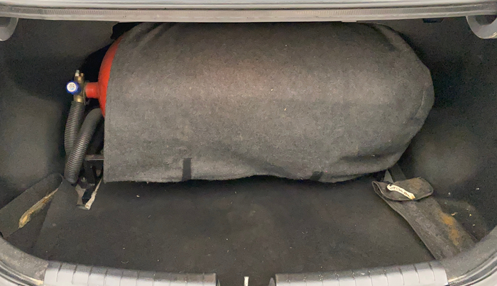 2018 Hyundai Xcent SX 1.2, CNG, Manual, 1,33,725 km, Boot Inside