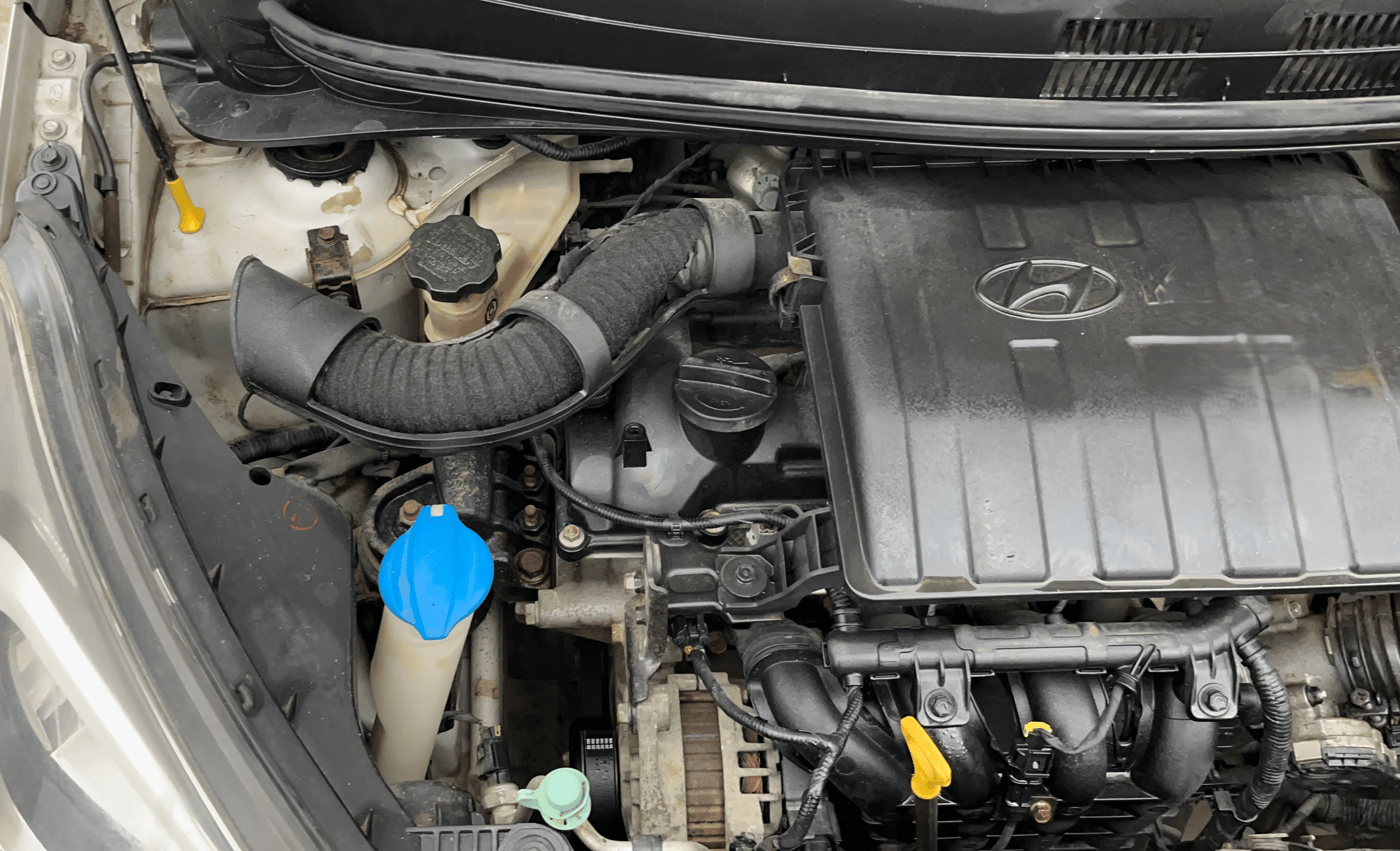 2015 Hyundai Xcent S 1.2, Petrol, Manual, 44,964 km, Engine View - Right