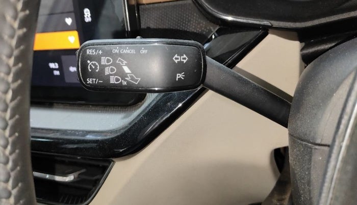 2022 Skoda SLAVIA STYLE 1.0L TSI MT, Petrol, Manual, 69,712 km, Adaptive Cruise Control