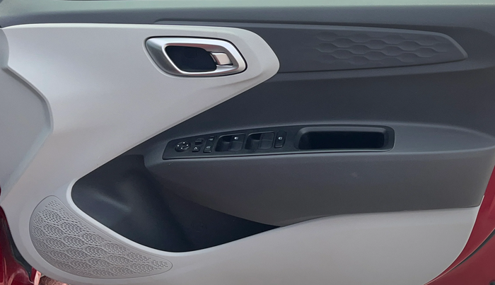 2021 Hyundai GRAND I10 NIOS SPORTZ U2 AMT 1.2 CRDI, Diesel, Automatic, 28,145 km, Driver Side Door Panels Control