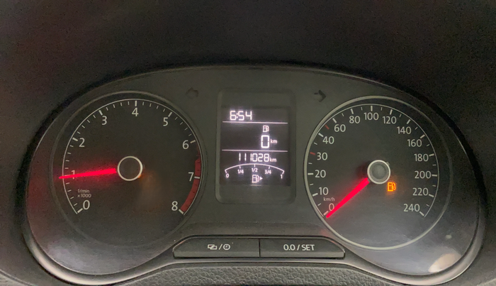 2020 Volkswagen Vento HIGHLINE 1.0L TSI, Petrol, Manual, 1,10,984 km, Odometer Image