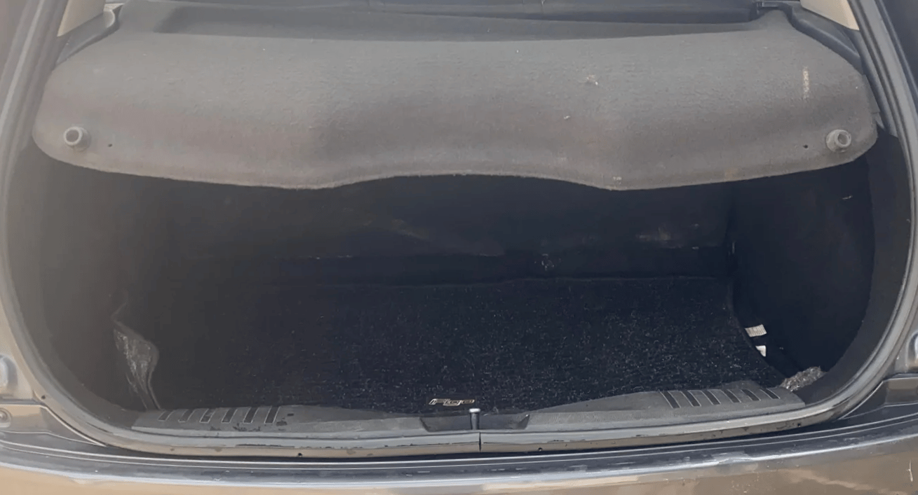 2014 Ford Figo TITANIUM 1.2 PETROL, Petrol, Manual, 58,275 km, Boot Inside