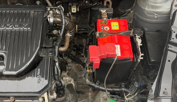 2015 Maruti Swift LXI (O), Petrol, Manual, 25,364 km, Engine View - Left