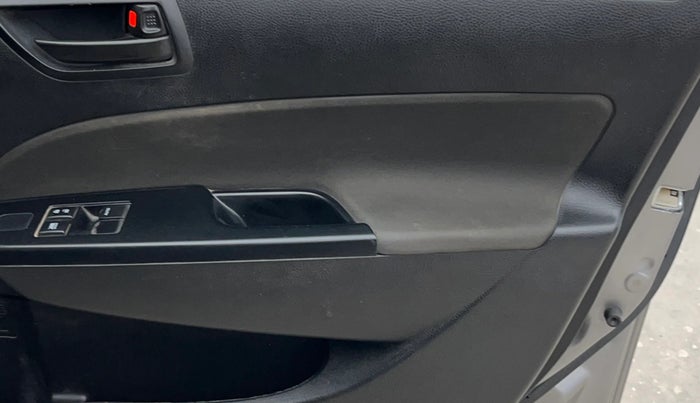 2015 Maruti Swift LXI (O), Petrol, Manual, 25,364 km, Driver Side Door Panels Control