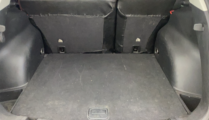 2018 Jeep Compass SPORT 1.4 PETROL, Petrol, Manual, 48,040 km, Boot Inside