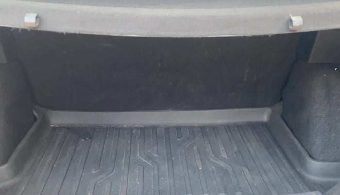 2020 Tata NEXON XMA PETROL, Petrol, Automatic, 68,631 km, Boot Inside