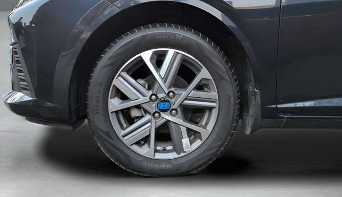 2024 Hyundai Verna  SX 1.5 MPI IVT, Petrol, Automatic, 4,035 km, Left Front Wheel