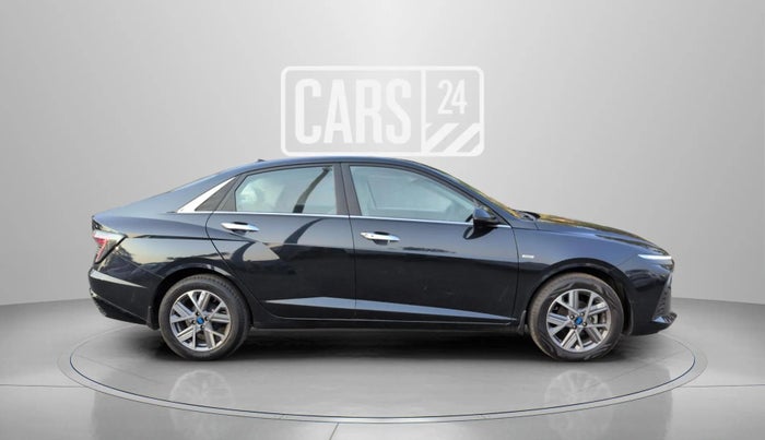 2024 Hyundai Verna  SX 1.5 MPI IVT, Petrol, Automatic, 4,035 km, Right Side View