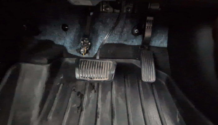 2024 Hyundai Verna  SX 1.5 MPI IVT, Petrol, Automatic, 4,035 km, Pedals