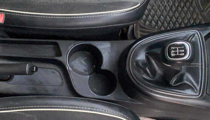 2023 Hyundai EXTER SX 1.2 CNG MT, CNG, Manual, 1,01,815 km, Gear Lever