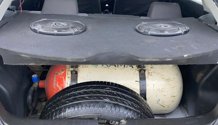 2016 Maruti Baleno SIGMA PETROL 1.2, CNG, Manual, 84,008 km, Boot Inside