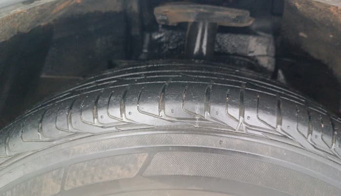 2021 Tata NEXON XZ PLUS PETROL SUNROOF, Petrol, Manual, 53,113 km, Left Front Tyre Tread