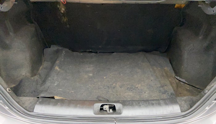 2014 Maruti Swift Dzire VDI BS IV, Diesel, Manual, 67,668 km, Boot Inside